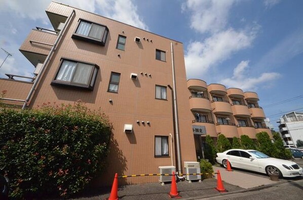 クレスコート国立の物件外観写真